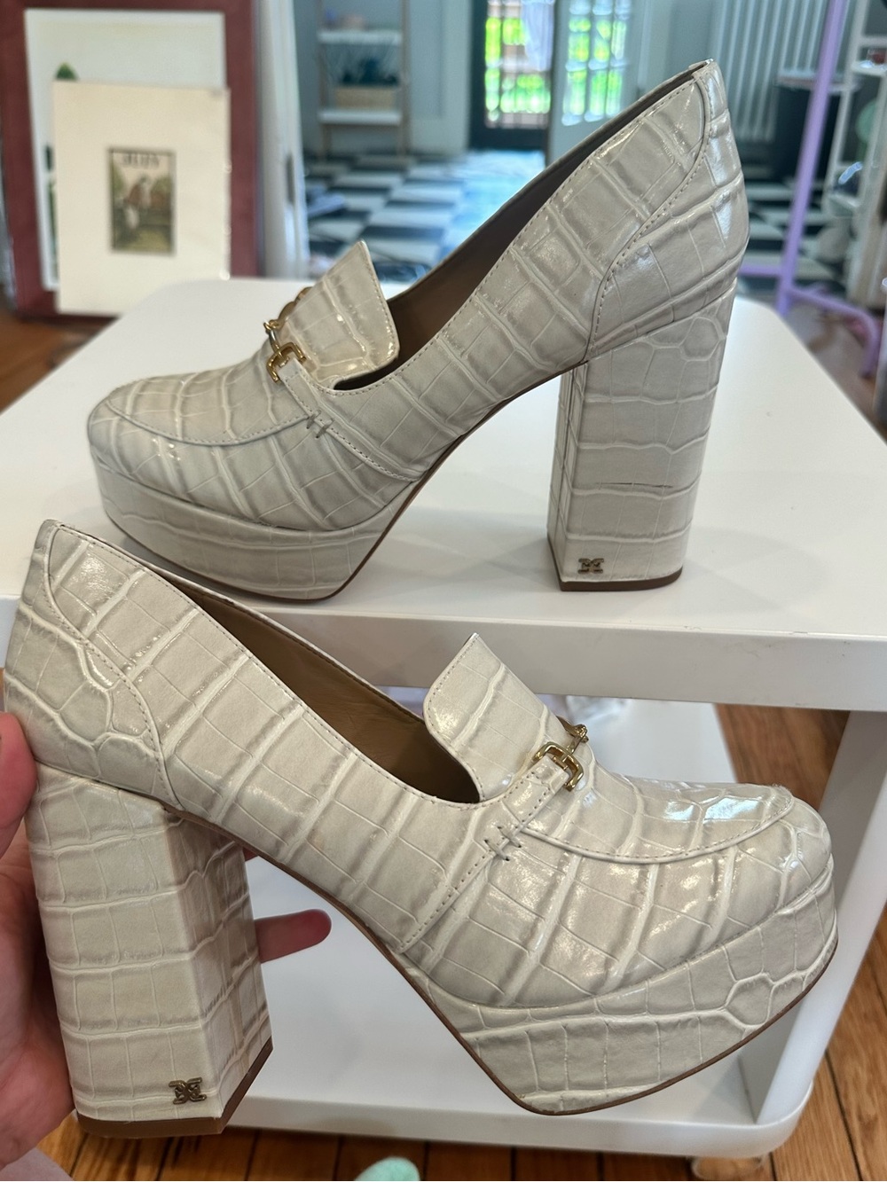 Sam Edelman white croc Aretha Platform Pumps size 10